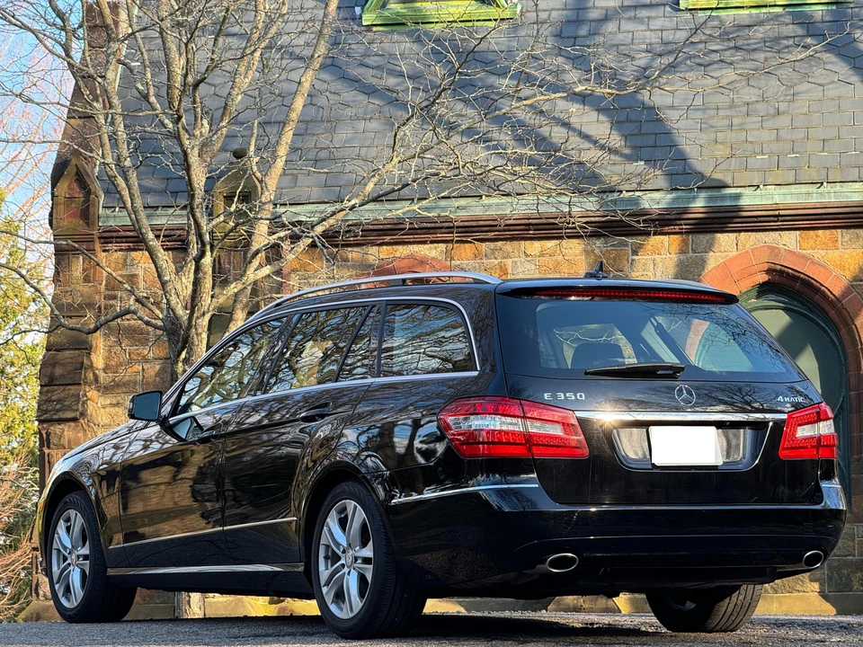 2011 Mercedes-Benz W212 E-Class - Image 15 of 31