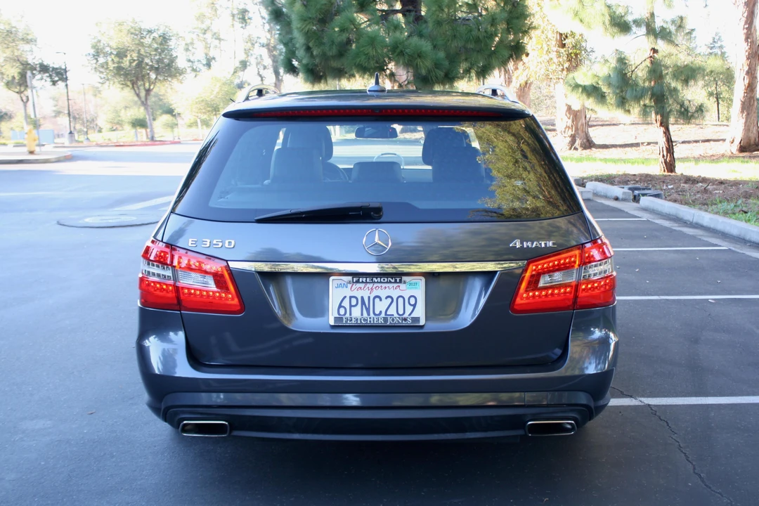 2011 Mercedes-Benz W212 E-Class - Image 17 of 31