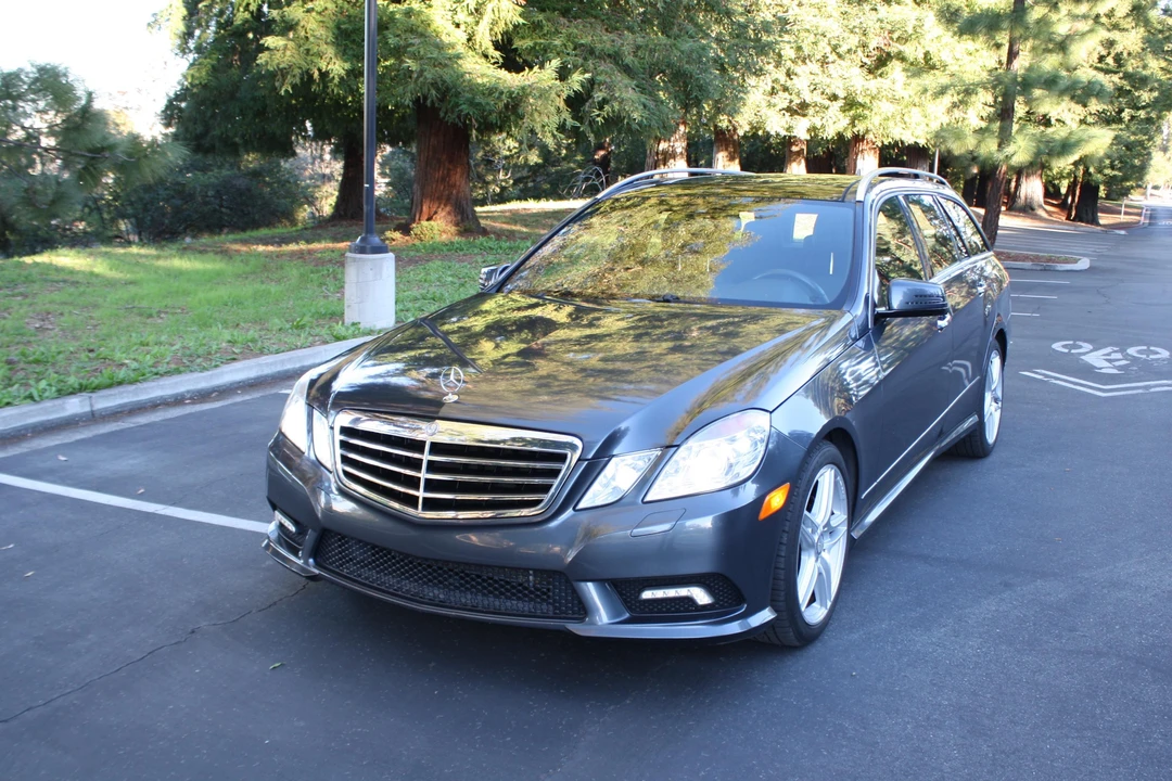 2011 Mercedes-Benz W212 E-Class - Image 8 of 31