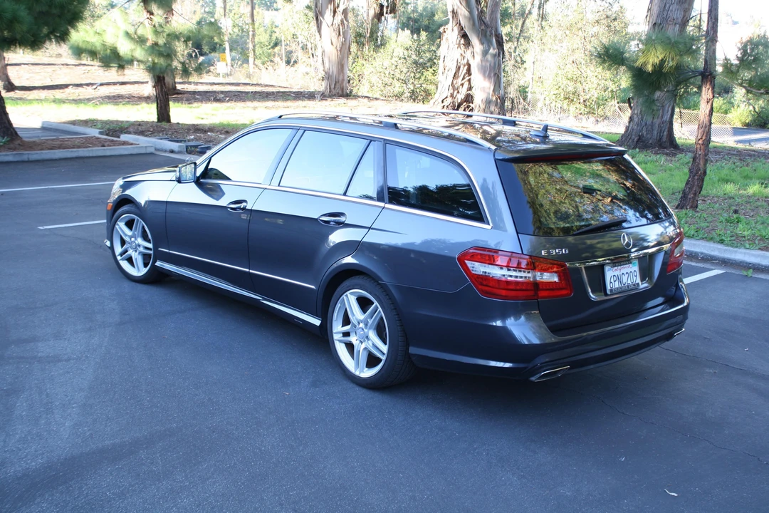 2011 Mercedes-Benz W212 E-Class - Image 13 of 31