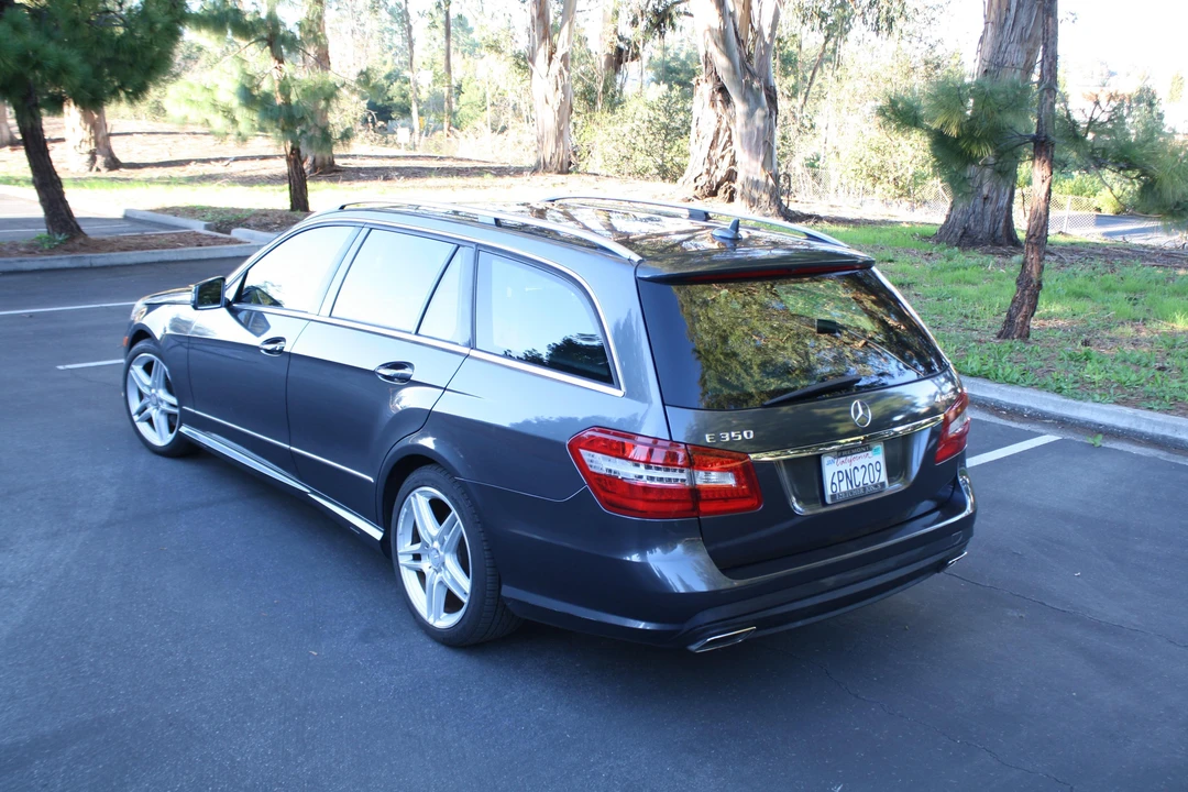 2011 Mercedes-Benz W212 E-Class - Image 14 of 31
