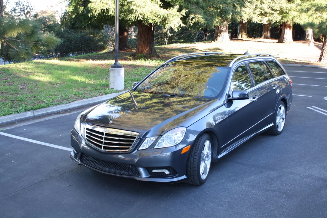 2011 Mercedes-Benz W212 E-Class - Image 9 of 31