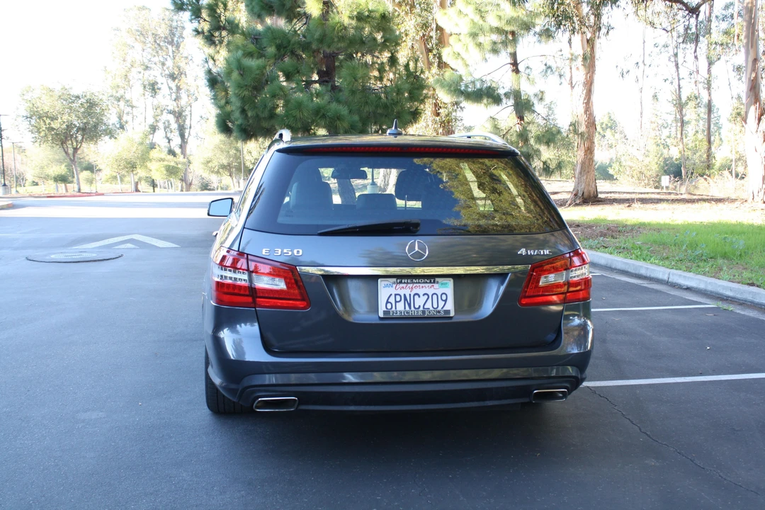 2011 Mercedes-Benz W212 E-Class - Image 16 of 31