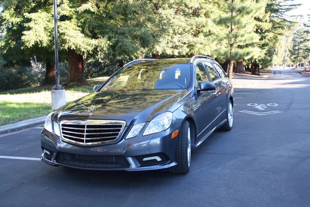 2011 Mercedes-Benz W212 E-Class - Image 7 of 31