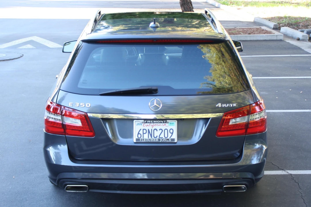 2011 Mercedes-Benz W212 E-Class - Image 5 of 31