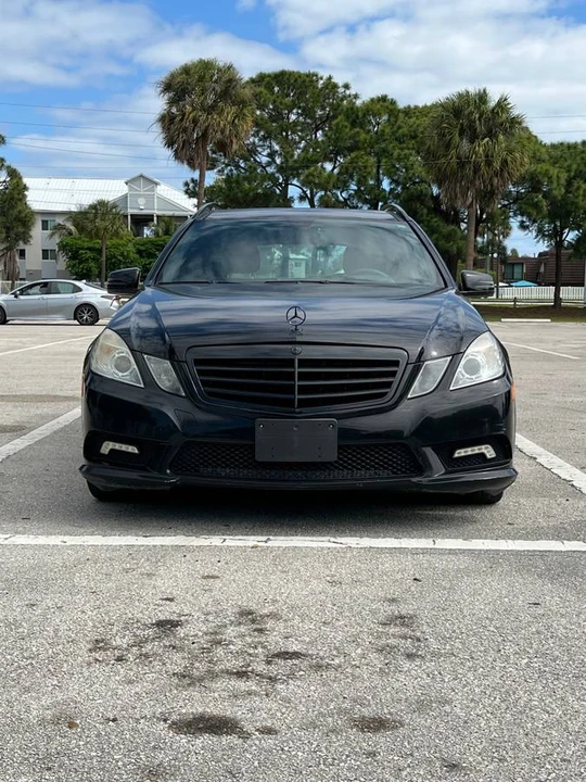 2011 Mercedes-Benz W212 E-Class - Image 3 of 4