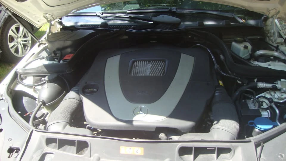 2011 Mercedes-Benz W212 E-Class - Image 8 of 8