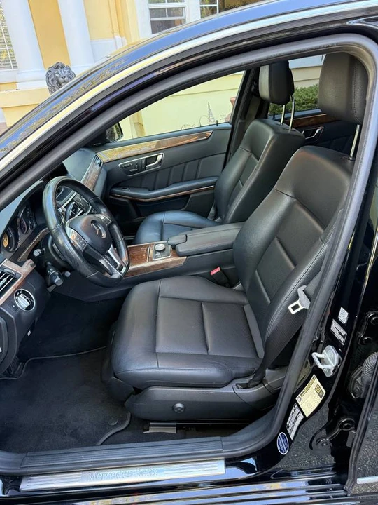2011 Mercedes-Benz W212 E-Class - Image 6 of 14