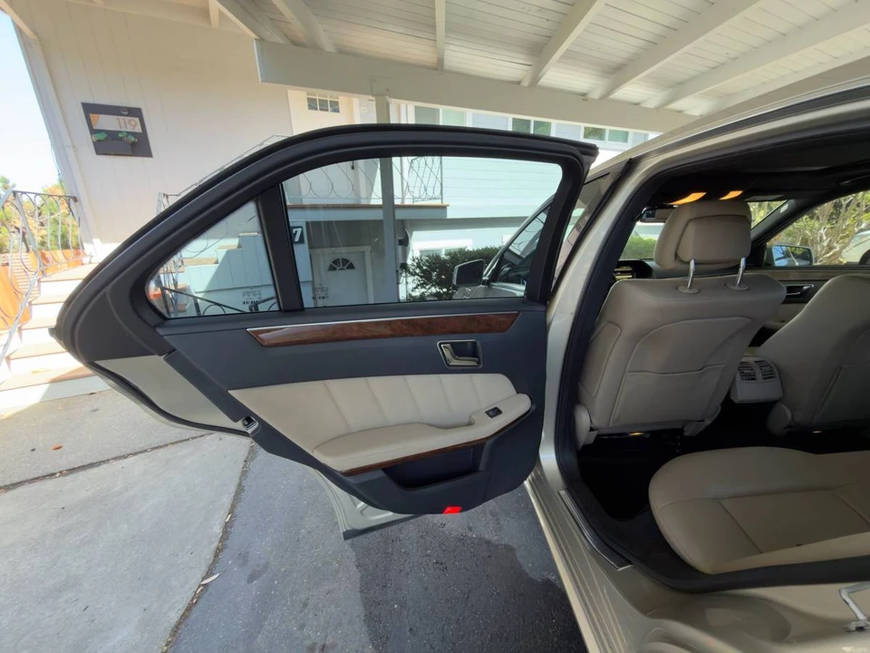 2011 Mercedes-Benz W212 E-Class - Image 9 of 11