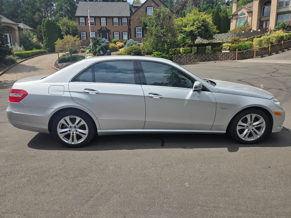 2011 Mercedes-Benz W212 E-Class - Image 8 of 31