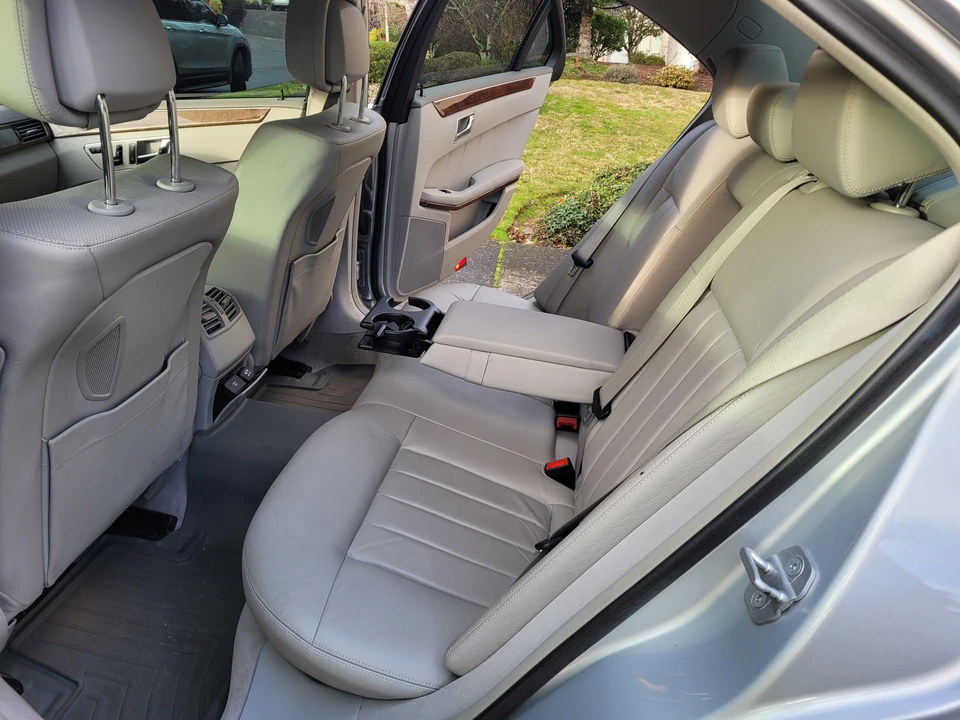 2011 Mercedes-Benz W212 E-Class - Image 24 of 31