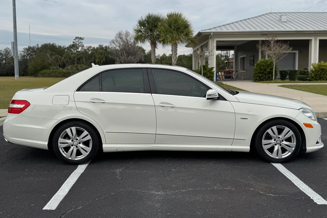 2011 Mercedes-Benz W212 E-Class - Image 3 of 31