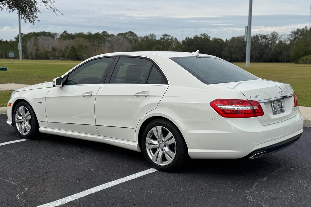 2011 Mercedes-Benz W212 E-Class - Image 4 of 31