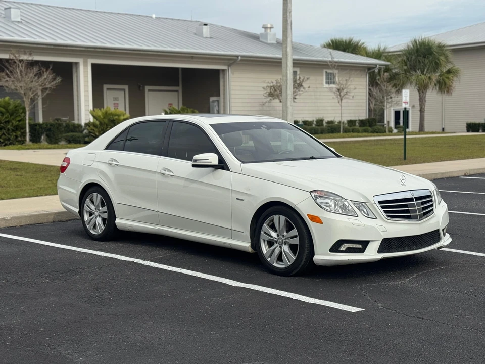 2011 Mercedes-Benz W212 E-Class - Image 14 of 31