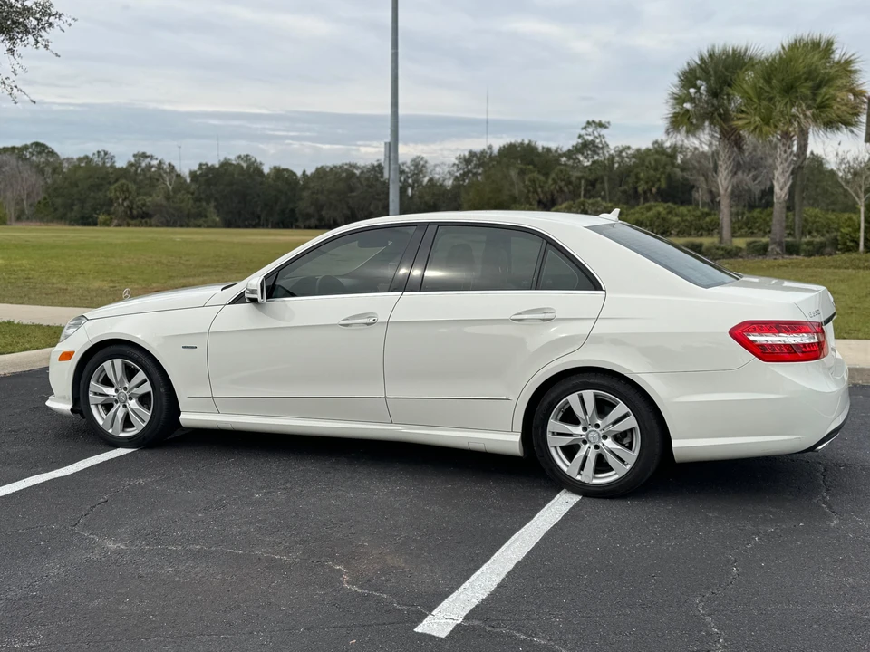 2011 Mercedes-Benz W212 E-Class - Image 9 of 31
