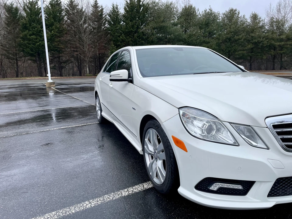 2011 Mercedes-Benz W212 E-Class - Image 19 of 31