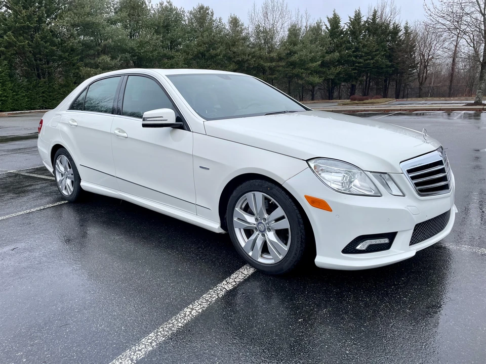 2011 Mercedes-Benz W212 E-Class - Image 14 of 31