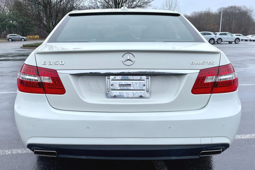 2011 Mercedes-Benz W212 E-Class - Image 5 of 31