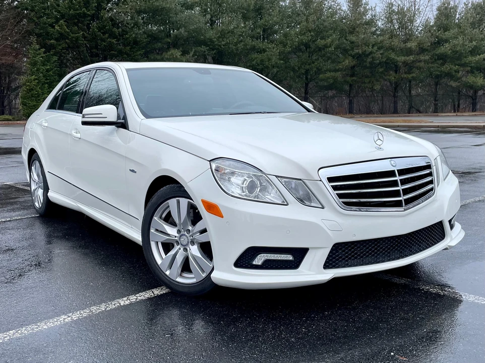 2011 Mercedes-Benz W212 E-Class - Image 15 of 31