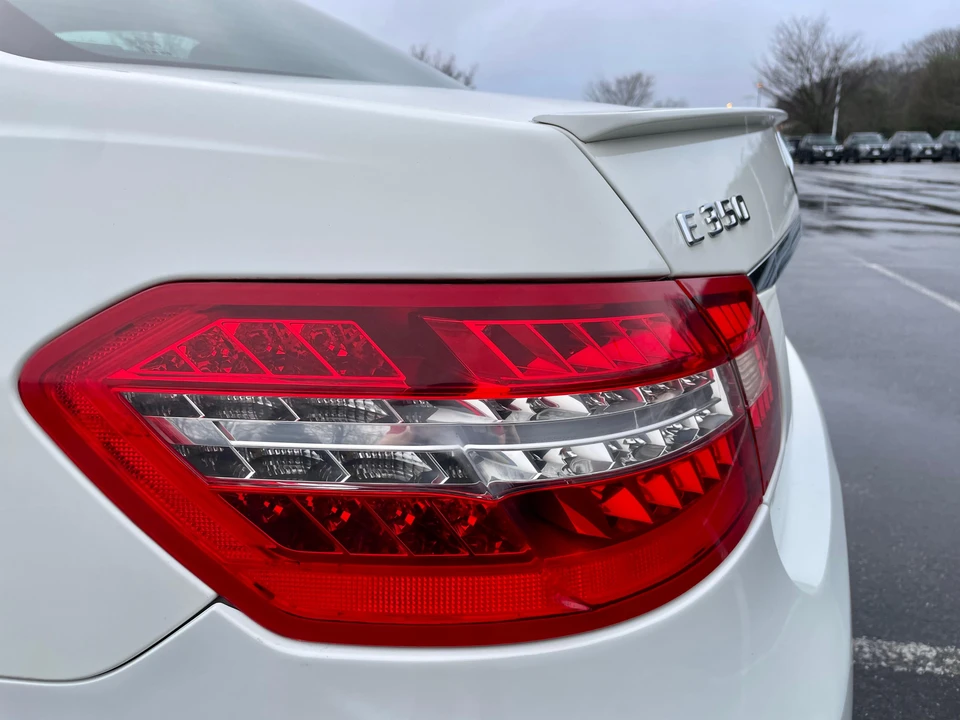 2011 Mercedes-Benz W212 E-Class - Image 30 of 31