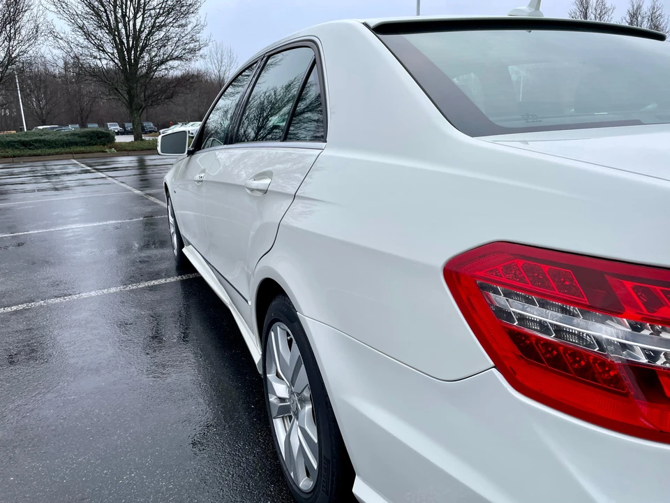 2011 Mercedes-Benz W212 E-Class - Image 31 of 31