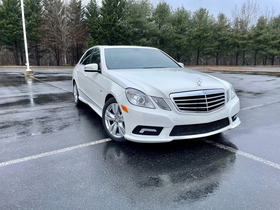 2011 Mercedes-Benz W212 E-Class - Image 16 of 31