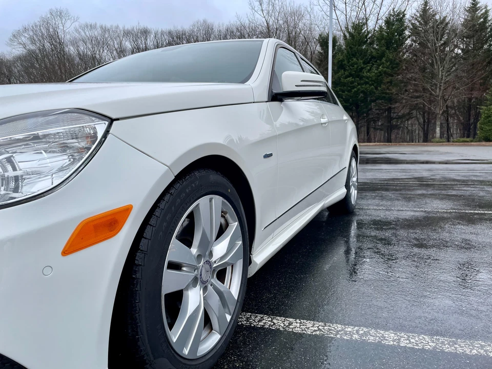 2011 Mercedes-Benz W212 E-Class - Image 25 of 31