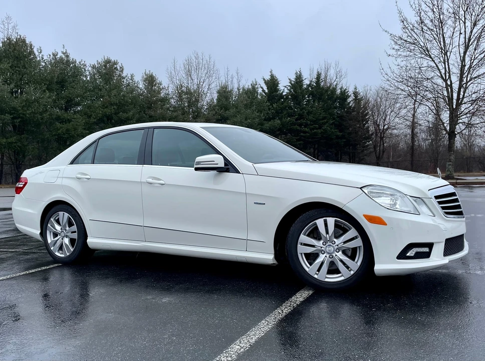 2011 Mercedes-Benz W212 E-Class - Image 13 of 31