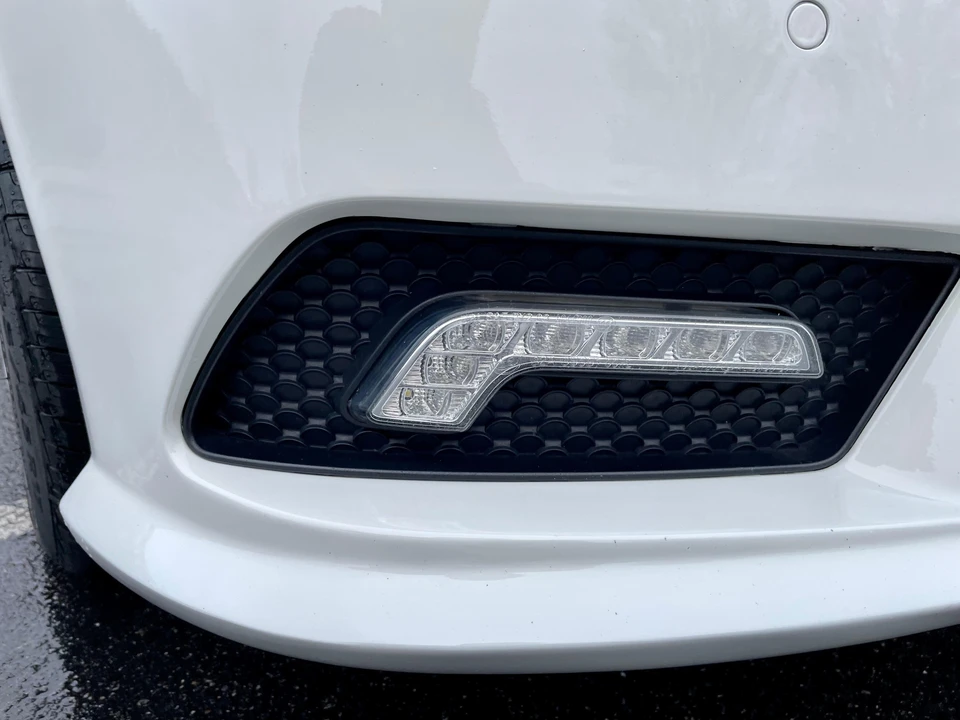 2011 Mercedes-Benz W212 E-Class - Image 23 of 31