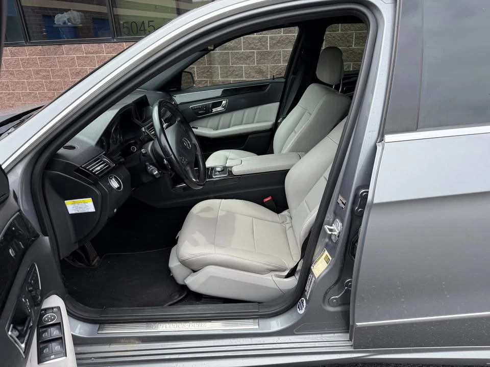 2011 Mercedes-Benz W212 E-Class - Image 11 of 20