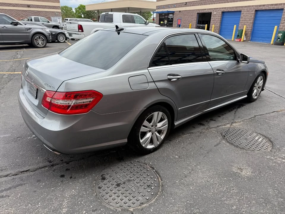 2011 Mercedes-Benz W212 E-Class - Image 4 of 20