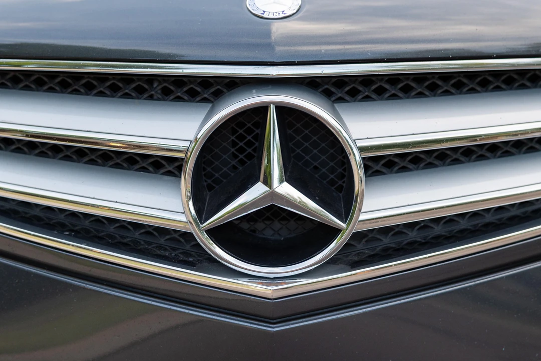 2011 Mercedes-Benz C207/A207 E-Class Coupe & Convertible - Image 26 of 31