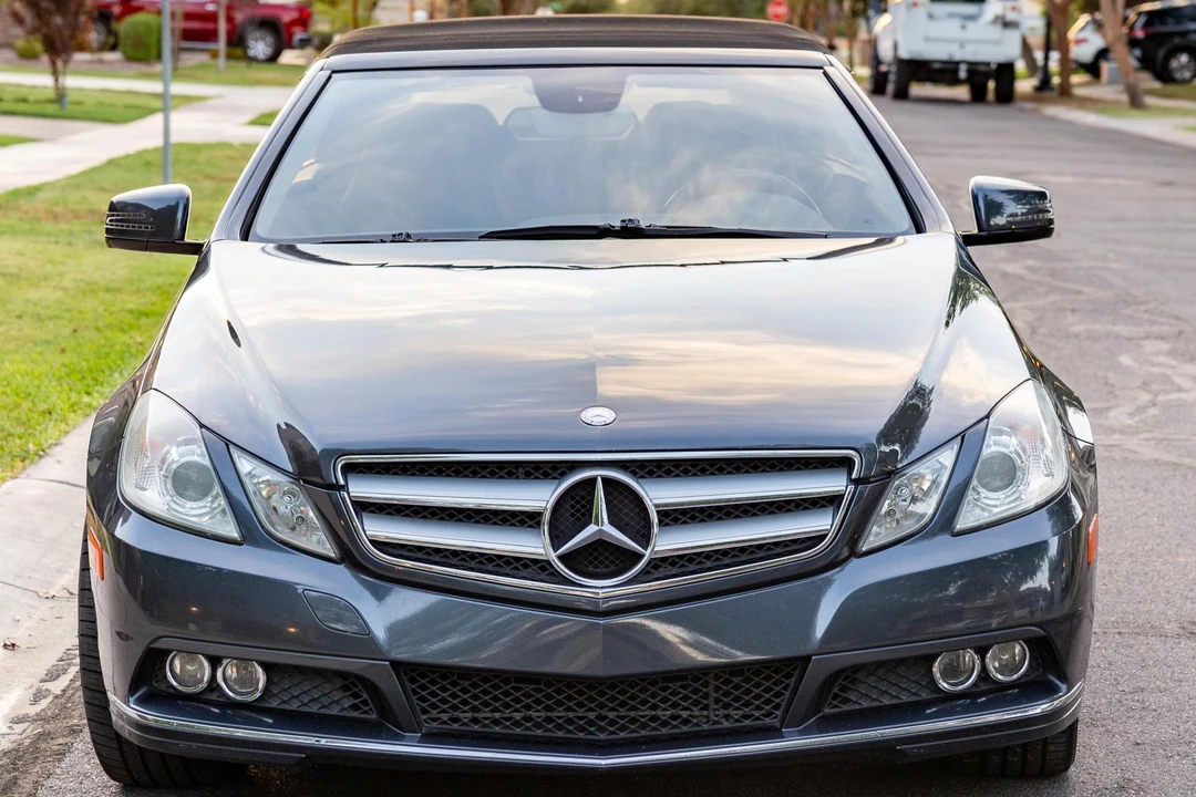 2011 Mercedes-Benz C207/A207 E-Class Coupe & Convertible - Image 2 of 31
