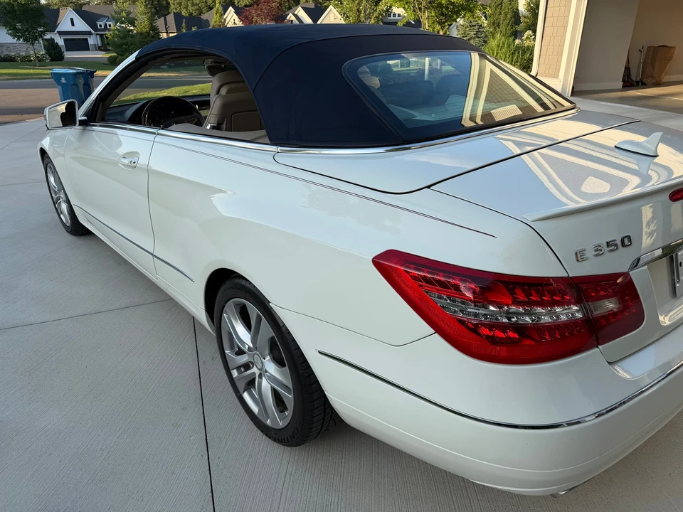 2011 Mercedes-Benz C207/A207 E-Class Coupe & Convertible - Image 15 of 31
