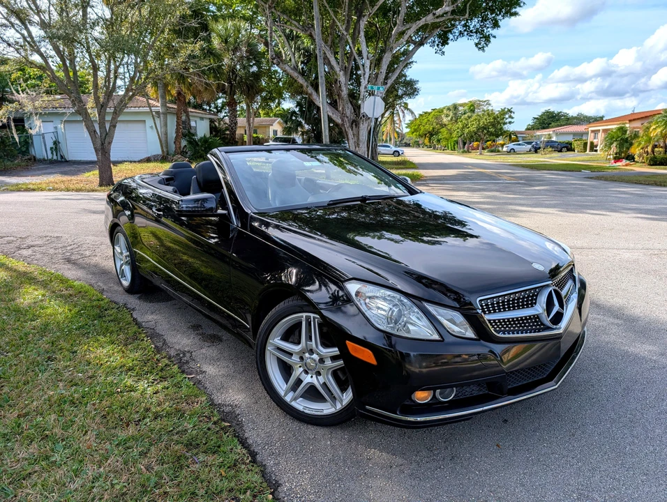 2011 Mercedes-Benz C207/A207 E-Class Coupe & Convertible - Image 20 of 31