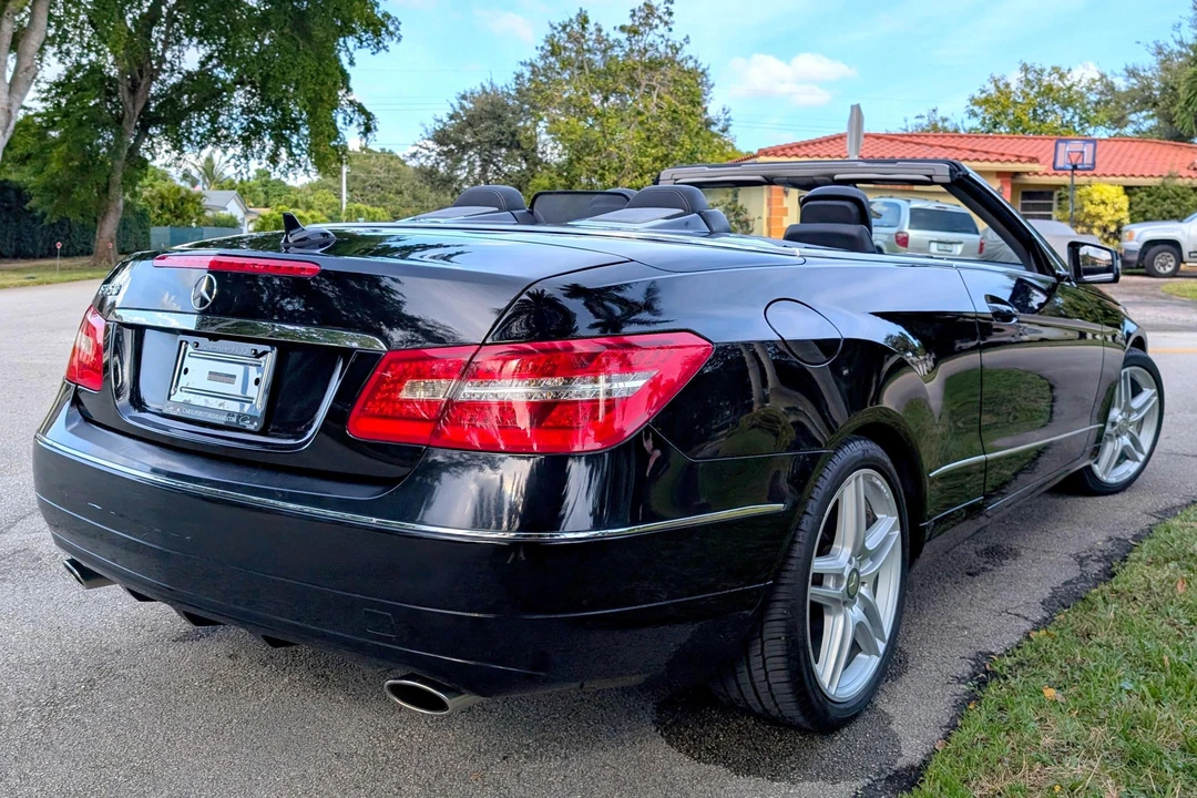 2011 Mercedes-Benz C207/A207 E-Class Coupe & Convertible - Image 4 of 31