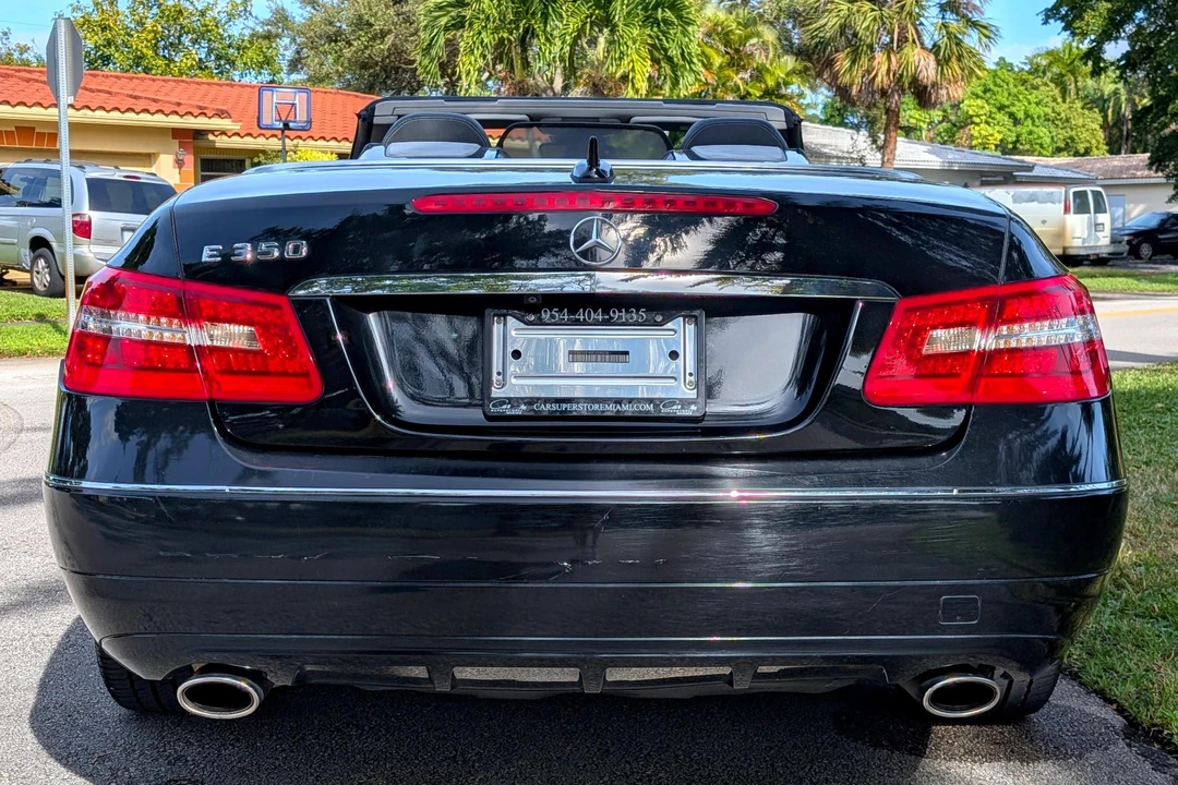 2011 Mercedes-Benz C207/A207 E-Class Coupe & Convertible - Image 5 of 31
