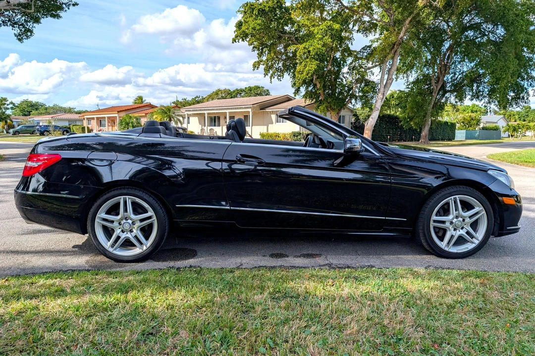 2011 Mercedes-Benz C207/A207 E-Class Coupe & Convertible - Image 3 of 31