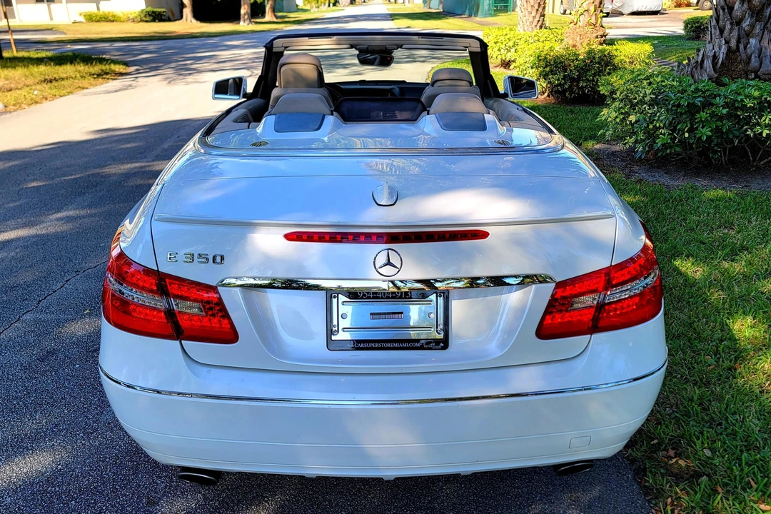 2011 Mercedes-Benz C207/A207 E-Class Coupe & Convertible - Image 5 of 31