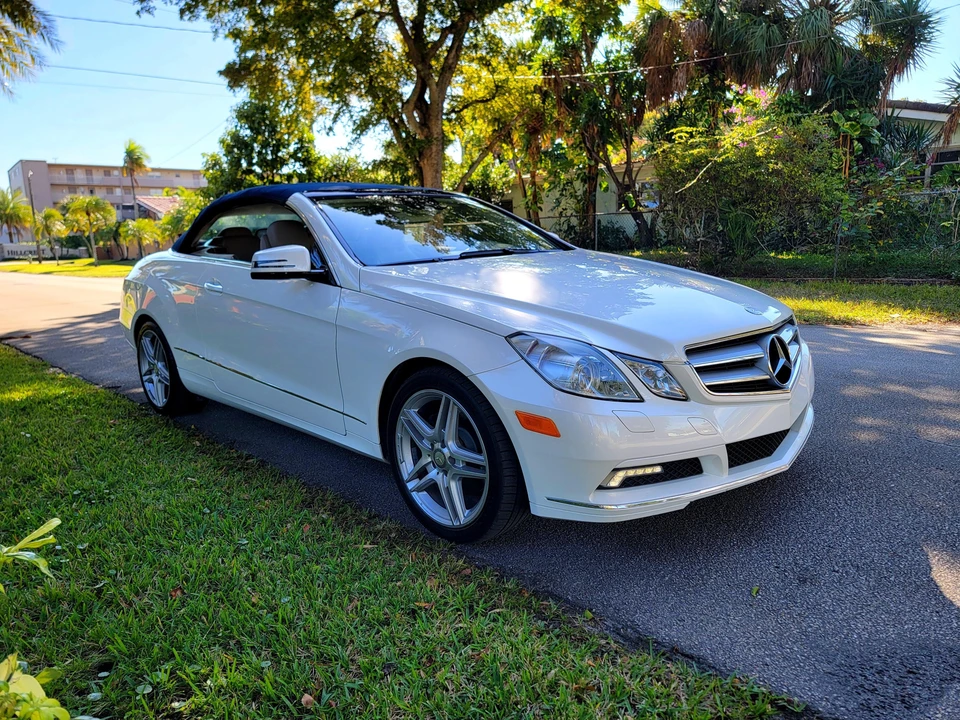 2011 Mercedes-Benz C207/A207 E-Class Coupe & Convertible - Image 29 of 31