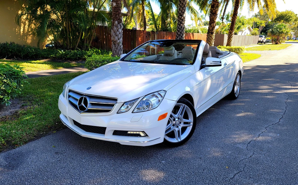 2011 Mercedes-Benz C207/A207 E-Class Coupe & Convertible - Image 8 of 31