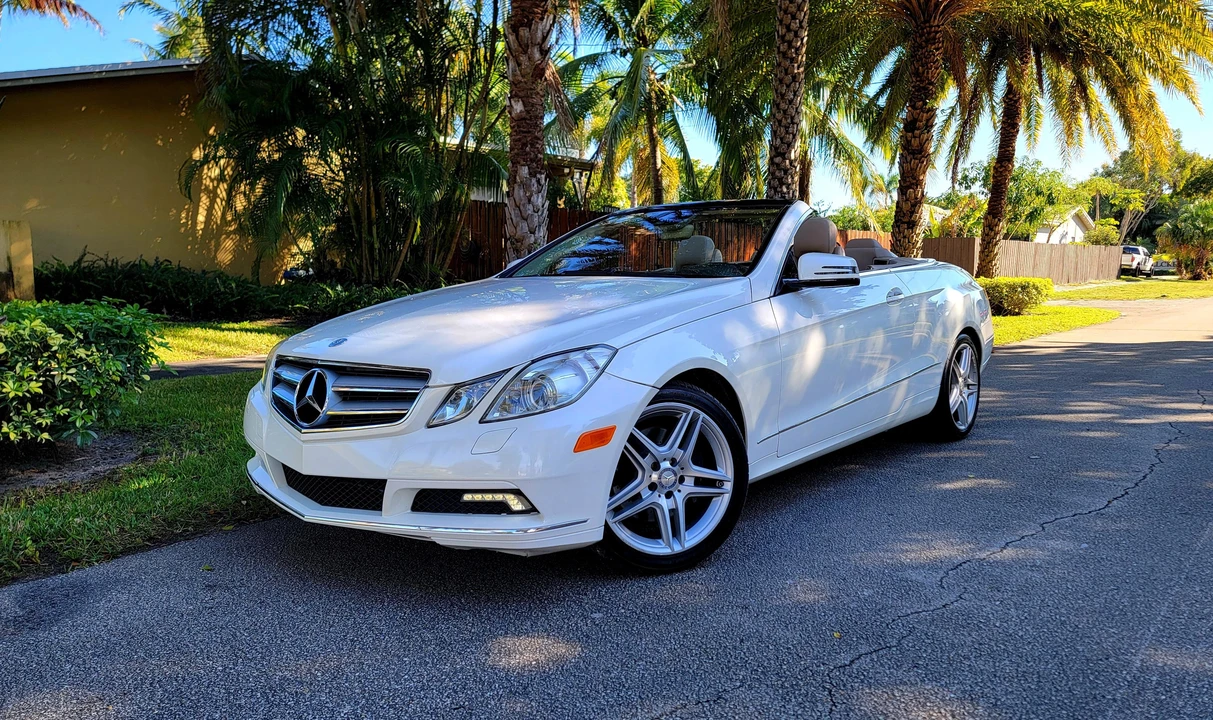 2011 Mercedes-Benz C207/A207 E-Class Coupe & Convertible - Image 10 of 31