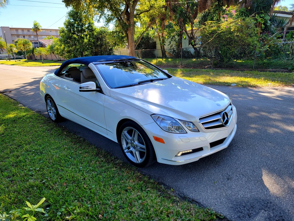 2011 Mercedes-Benz C207/A207 E-Class Coupe & Convertible - Image 30 of 31
