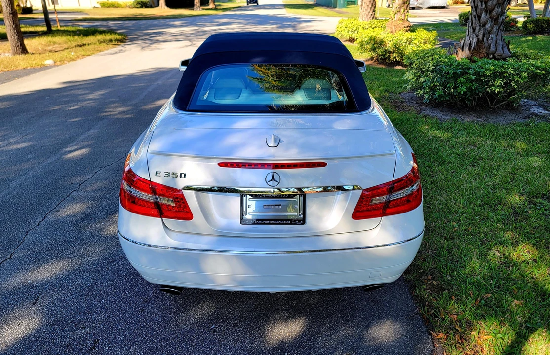 2011 Mercedes-Benz C207/A207 E-Class Coupe & Convertible - Image 26 of 31