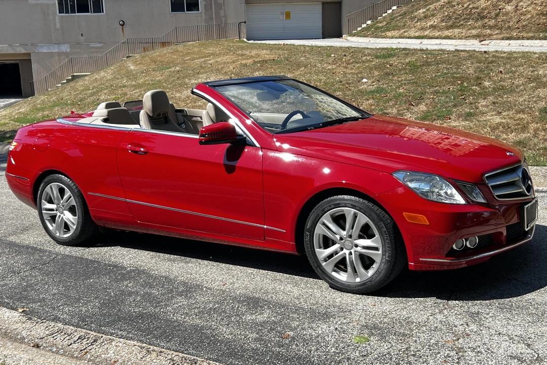2011 Mercedes-Benz C207/A207 E-Class Coupe & Convertible - Image 21 of 31