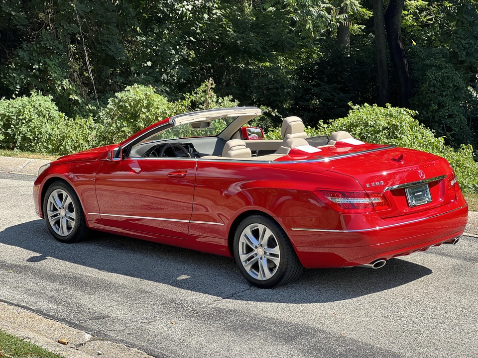 2011 Mercedes-Benz C207/A207 E-Class Coupe & Convertible - Image 12 of 31
