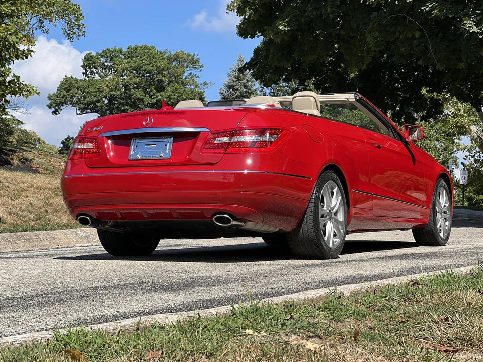 2011 Mercedes-Benz C207/A207 E-Class Coupe & Convertible - Image 19 of 31