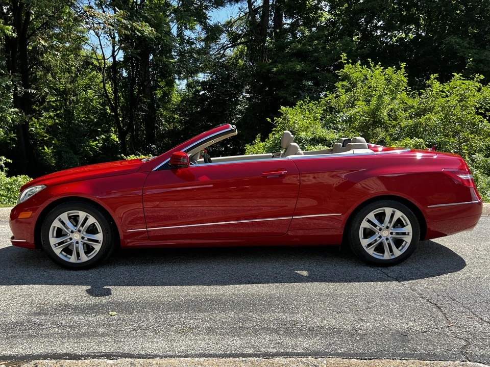 2011 Mercedes-Benz C207/A207 E-Class Coupe & Convertible - Image 9 of 31
