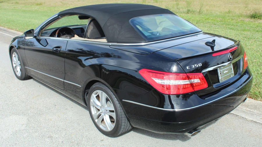 2011 Mercedes-Benz C207/A207 E-Class Coupe & Convertible - Image 11 of 29