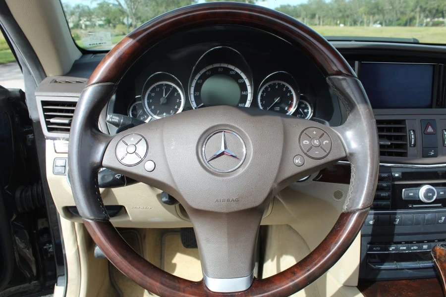 2011 Mercedes-Benz C207/A207 E-Class Coupe & Convertible - Image 22 of 29